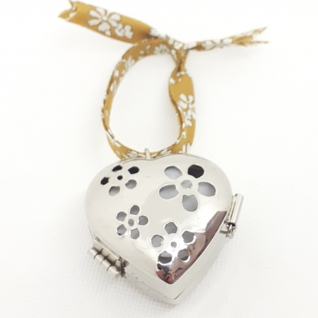 Petit Coeur de Parfum solide Liberty Mystère d'ambre
