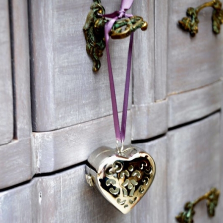 Mystere d'Ambre Small Scented Heart